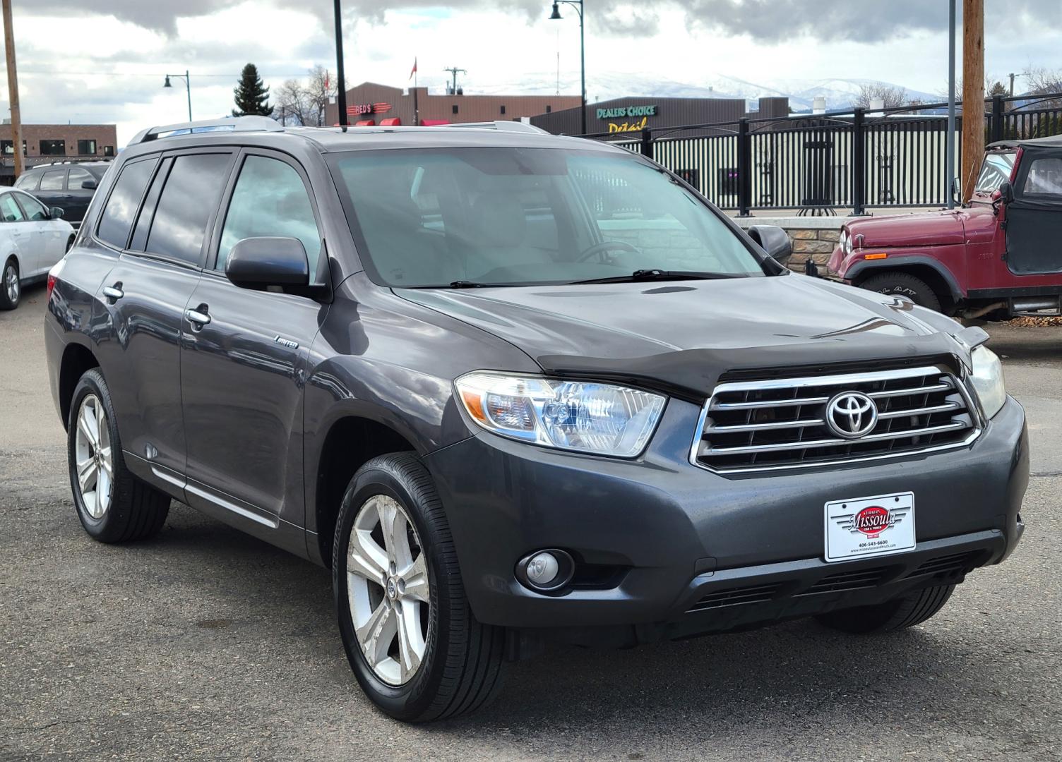 2010 Charcoal /Tan Toyota Highlander Limted (5TDDK3EH9AS) with an 3.5L v6 engine, 5 Speed Automatic transmission, located at 450 N Russell, Missoula, MT, 59801, (406) 543-6600, 46.874496, -114.017433 - One Owner. 3.5L V6 Engine. Four Wheel Drive. Automatic. Heated leather Seats. Power Seats. 3rd Row Seating. Power Sunroof. Rear Entertainment. Navigation. Bluetooth. Air. Cruise. Tilt. Power Windows and Locks. Backup Camera. - Photo#3